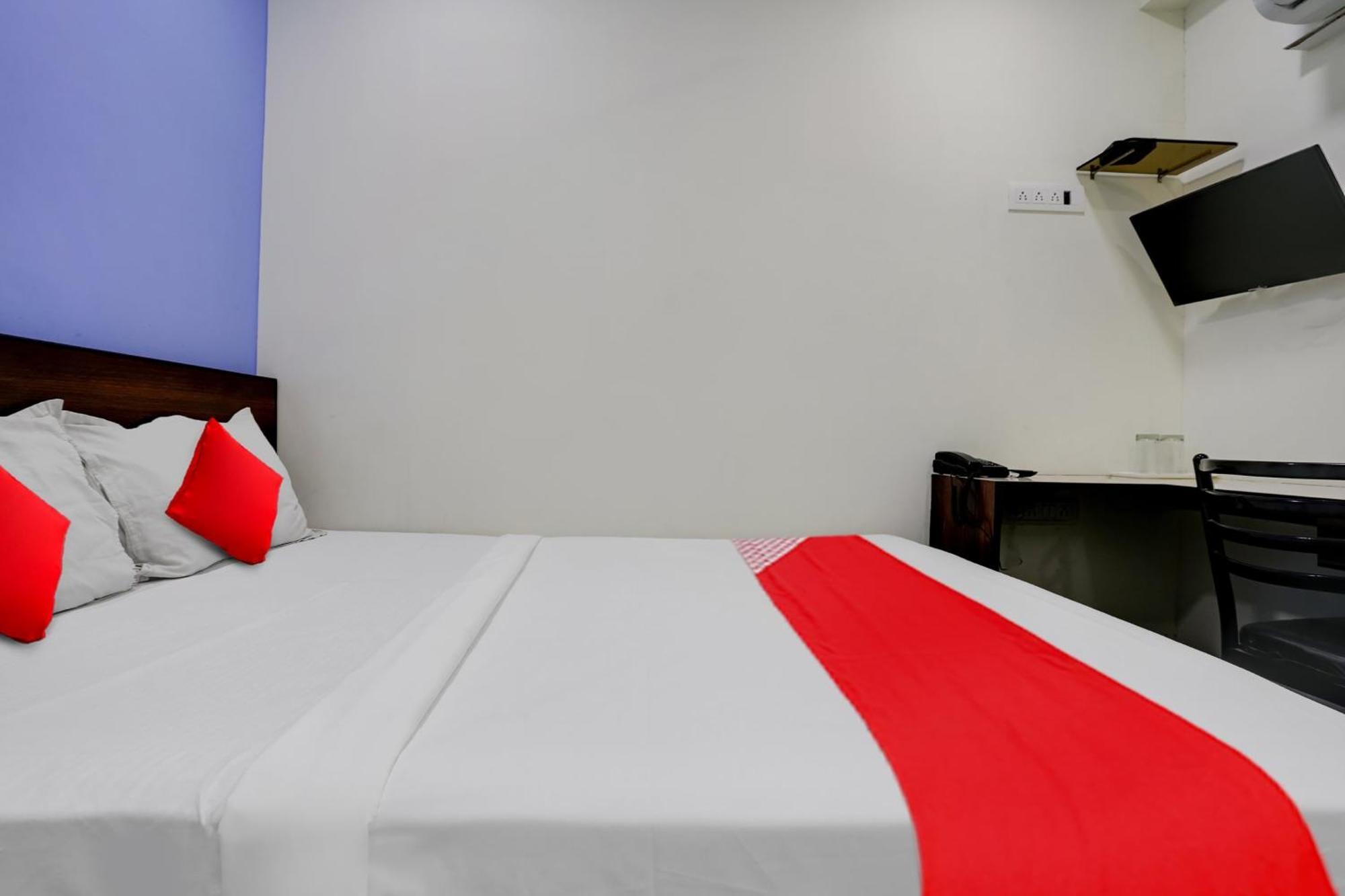 Hotel O Ashwi Navi Mumbai Esterno foto