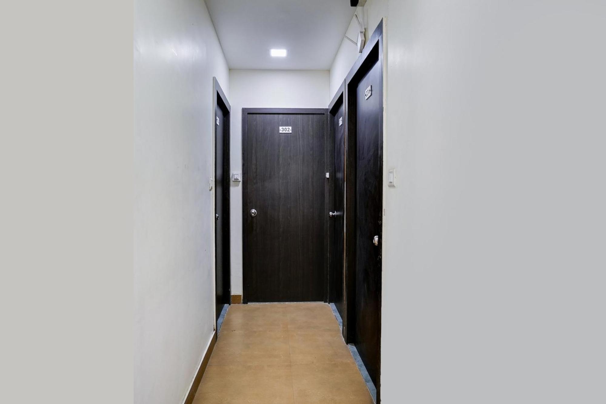 Hotel O Ashwi Navi Mumbai Esterno foto