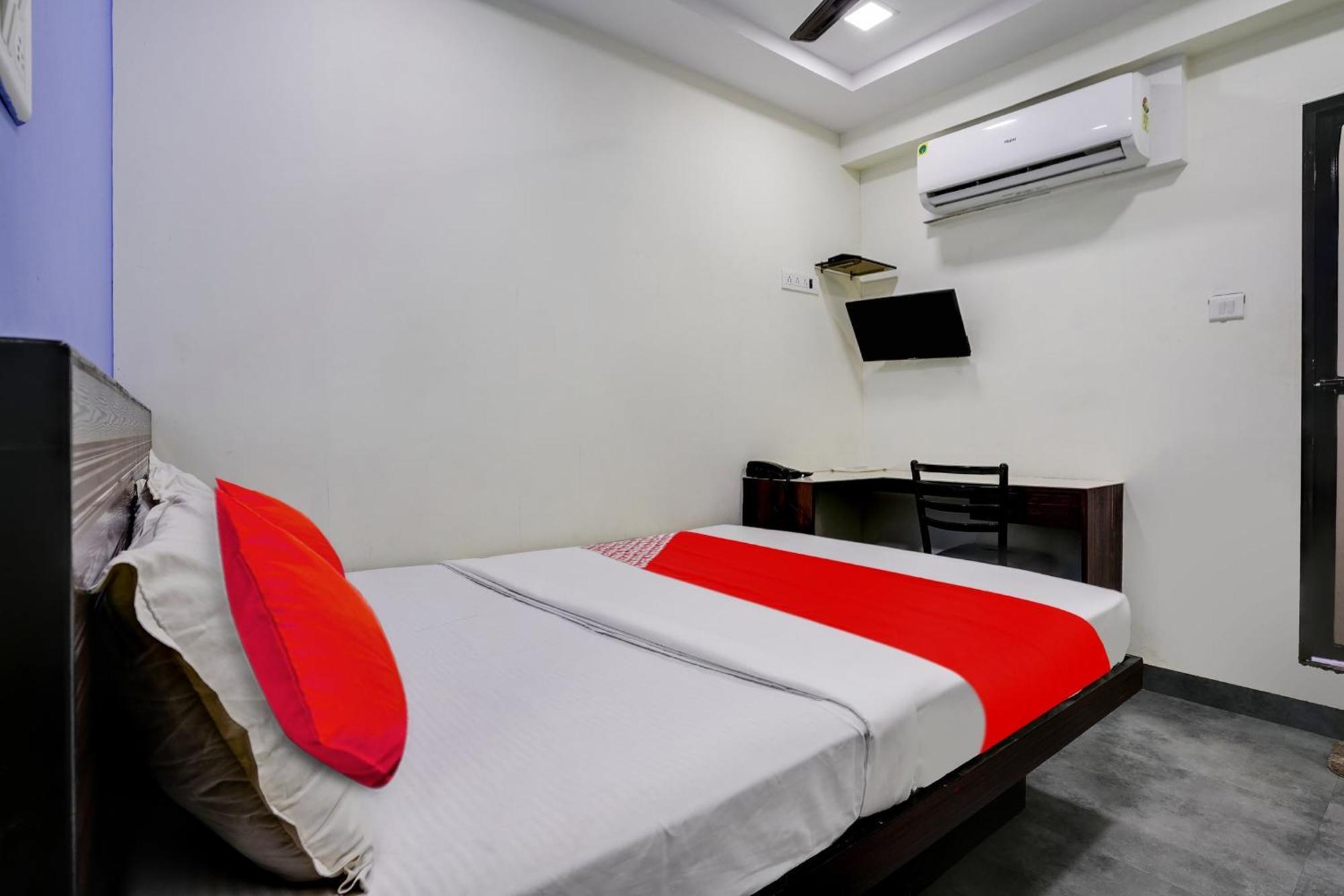 Hotel O Ashwi Navi Mumbai Esterno foto