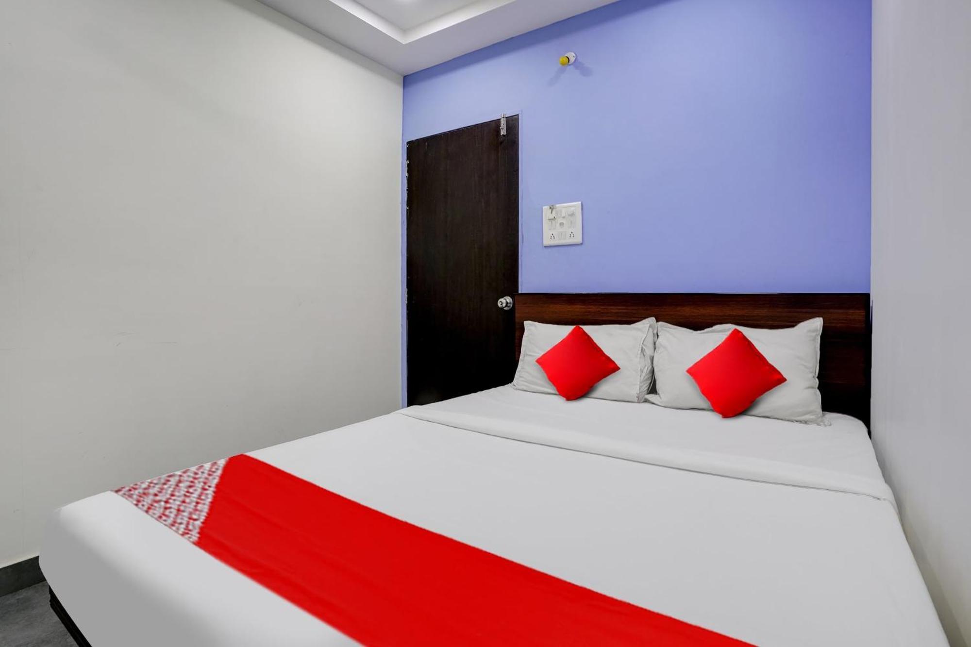 Hotel O Ashwi Navi Mumbai Esterno foto