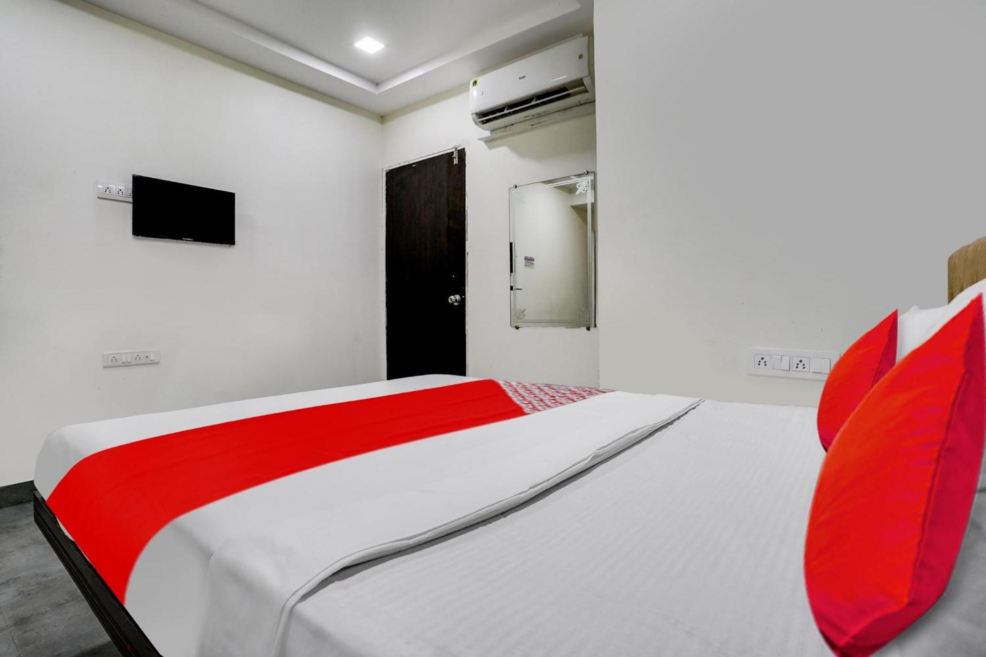 Hotel O Ashwi Navi Mumbai Esterno foto